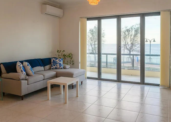 Seafront 4-bedroom Apartment