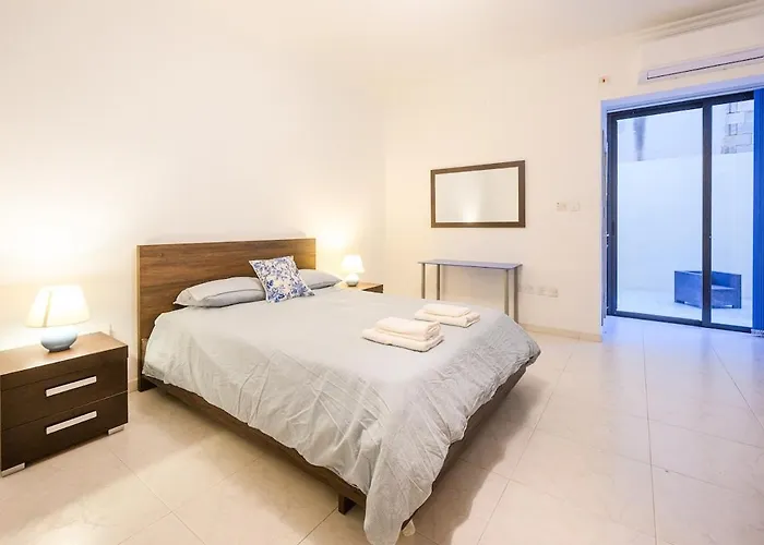 Lejlighed Seafront 4-bedroom *